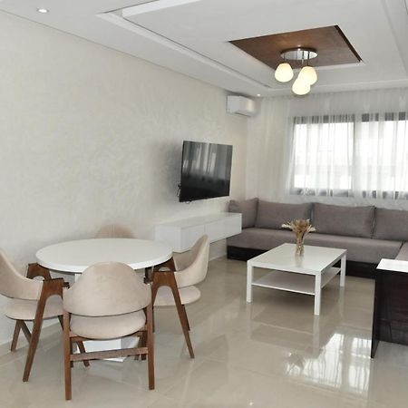 Lovely Apartment With Pool & Gym Kenitra Luaran gambar