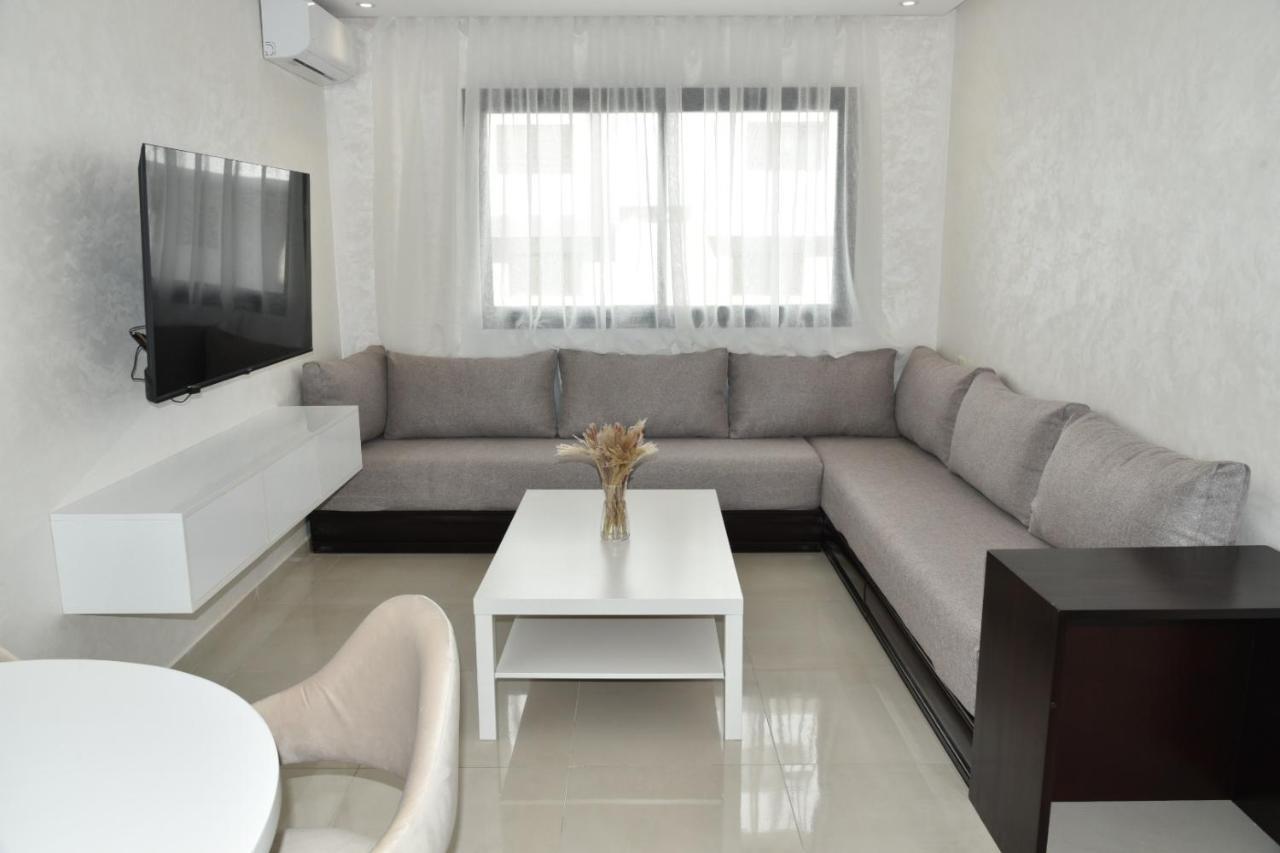 Lovely Apartment With Pool & Gym Kenitra Luaran gambar