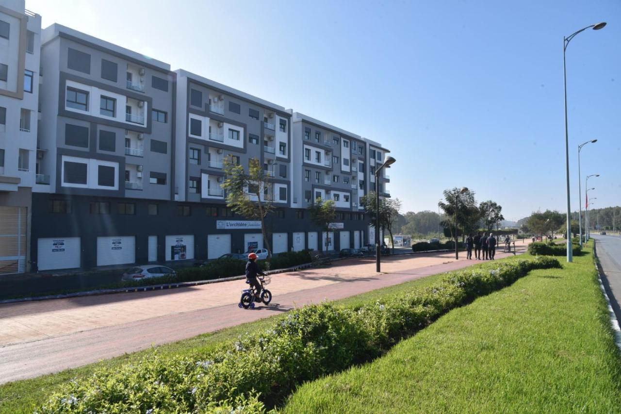Lovely Apartment With Pool & Gym Kenitra Luaran gambar